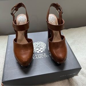 Vince Camuto Brown Closed Toe